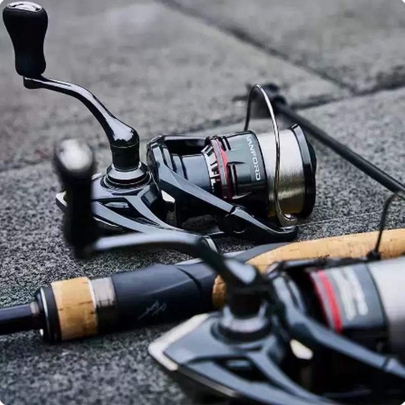 シマノ 24 バンフォード スピニングフィッシングリール 6 - Daiwa Reel Fuego のレビューと価格